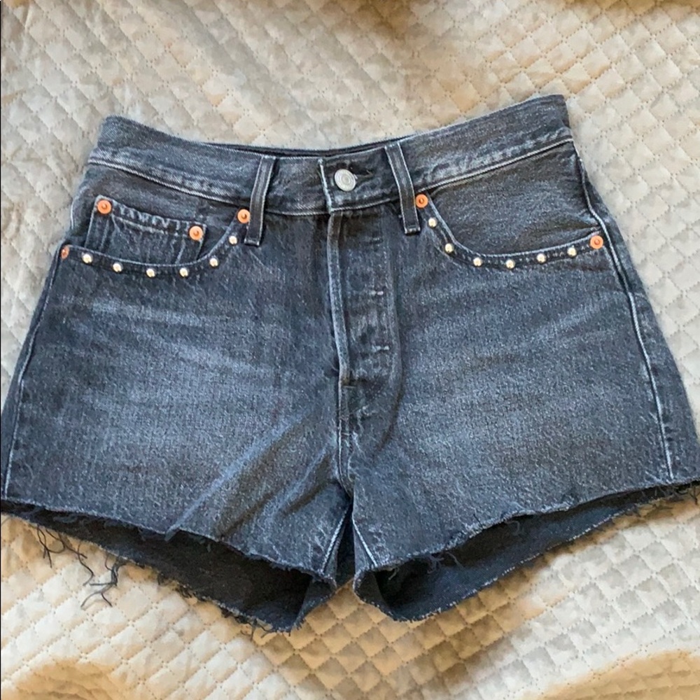 NWOT Levi’s 501 studded shorts